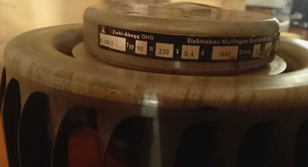 Wentylator  Promieniowy - Ziehl- Abegg OHG, ebm. Typ: E 140 - 2, 220V.