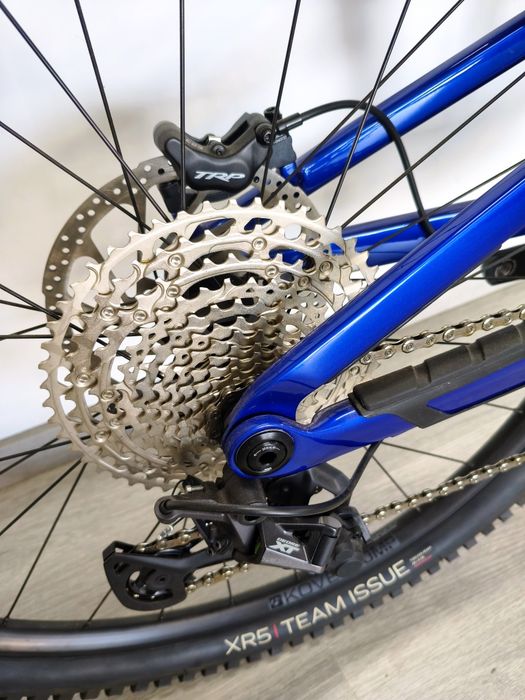 Trek Fuel EXe elétrica em carbono, NOVA!