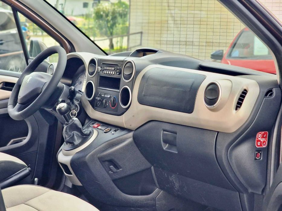 PEUGEOT PARTNER TEPEE 1.6HDI 90CV "5 LUGARES"