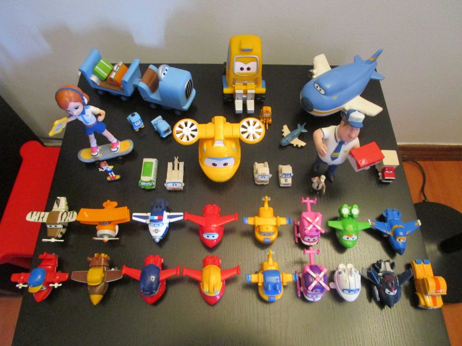 Super Wings 1ª-6ª Temporada, Teams, Equipa de Handling do Aeroporto