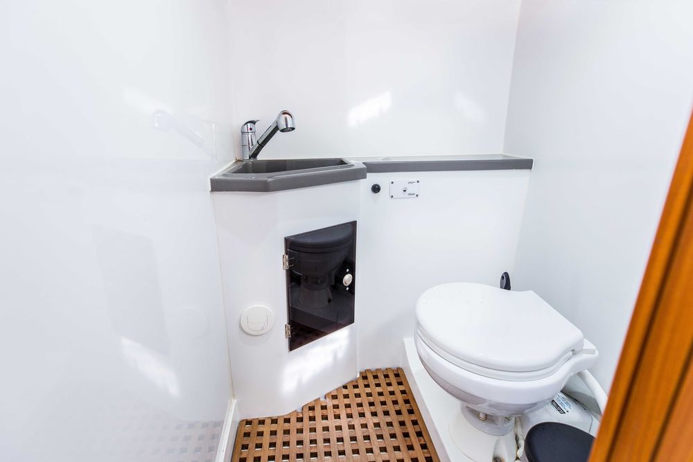 Czarter jachtu Stillo / GIŻYCKO /Mazury / PROMOCJA !  700 zł/za dobę