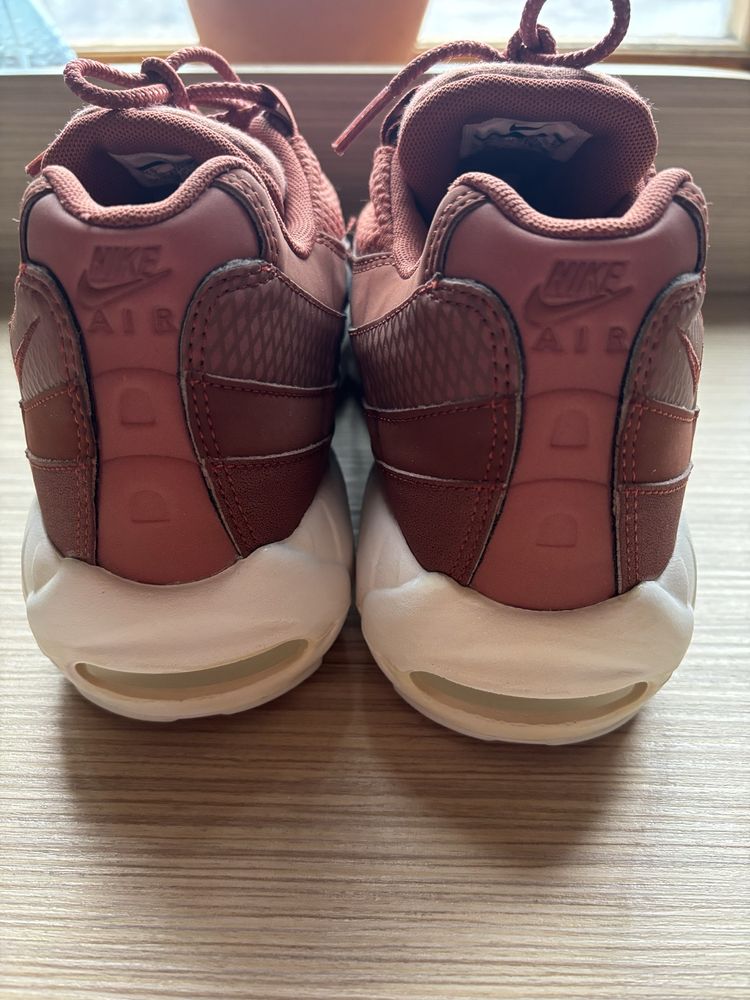 Nike Air Max 95 Dusty Peach 2 100 Olx