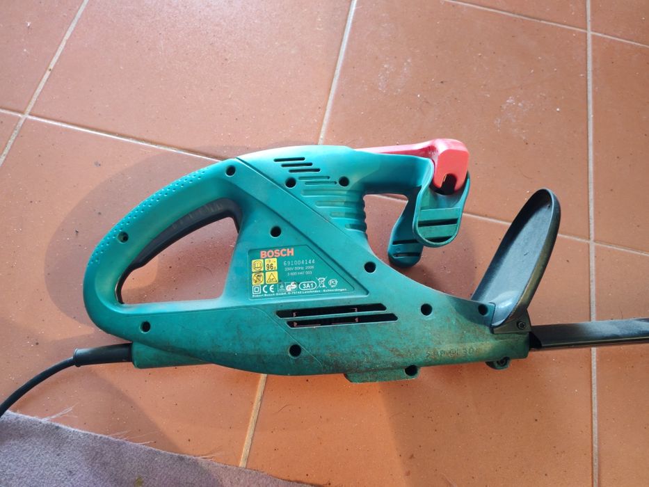 Apara sebes avariado