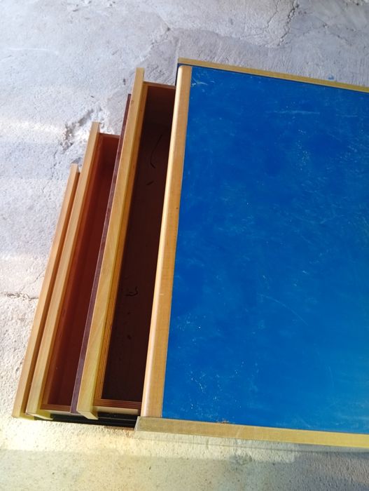 Cómoda madeira azul