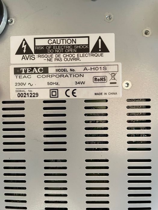 Par de Caixas Acústicas S70 Floor Stand + TEAC A-H01S + TEAC PD-H01S