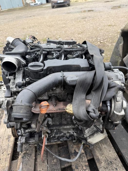 Мотор Peugeot Partner двигун Citroen Berlingo 1.6HDI Двигатель