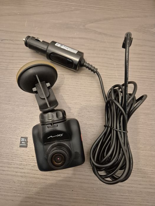 Kamera samochodowa MIO, karta 16GB, zasilacz
