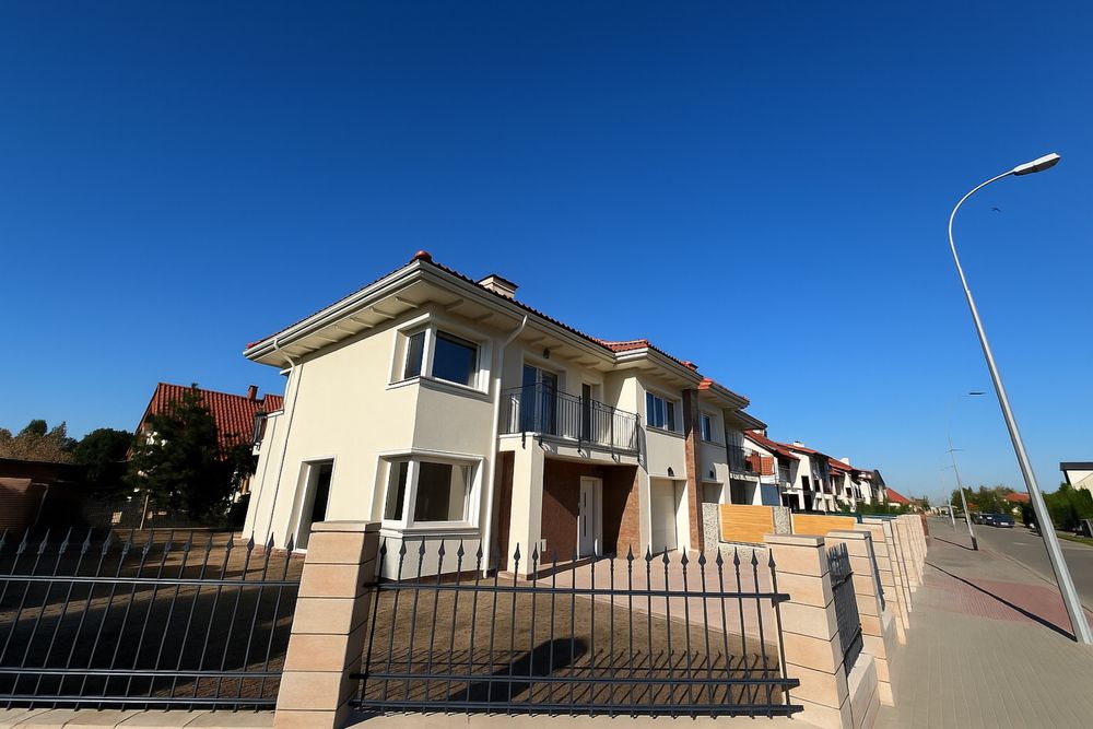 Sprzedam dom bliźniak ul. Skrzyneckiego