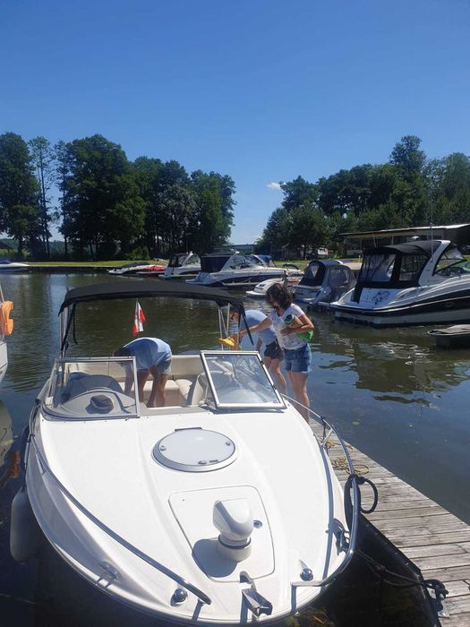 Maxum 2100 SC3 (2008) – Mercruiser 5.7 MPI V8 • 680 mth • Przyczepa