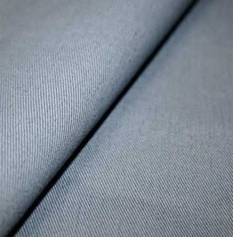 Ткань светло-серая саржа для одежды на весну осень