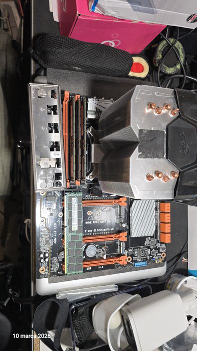 Płyta główna + procesor xeon E5 2696v3 18c/36t 160GBRAM