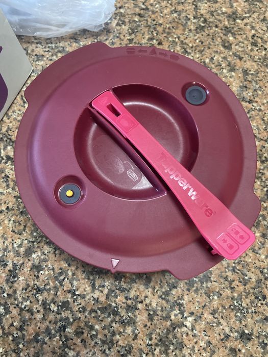 Panela de presao da tupperware de micro-ondas