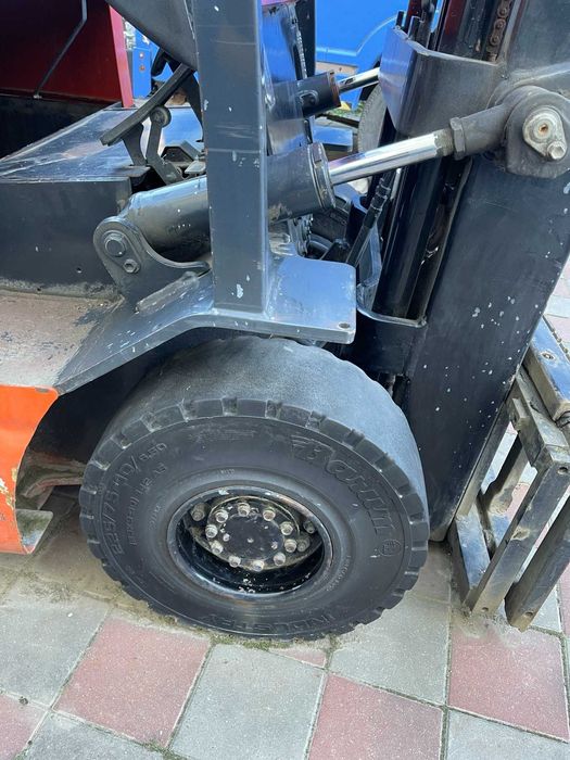 Електричний навантажувач Toyota FBMF20 2т 80V