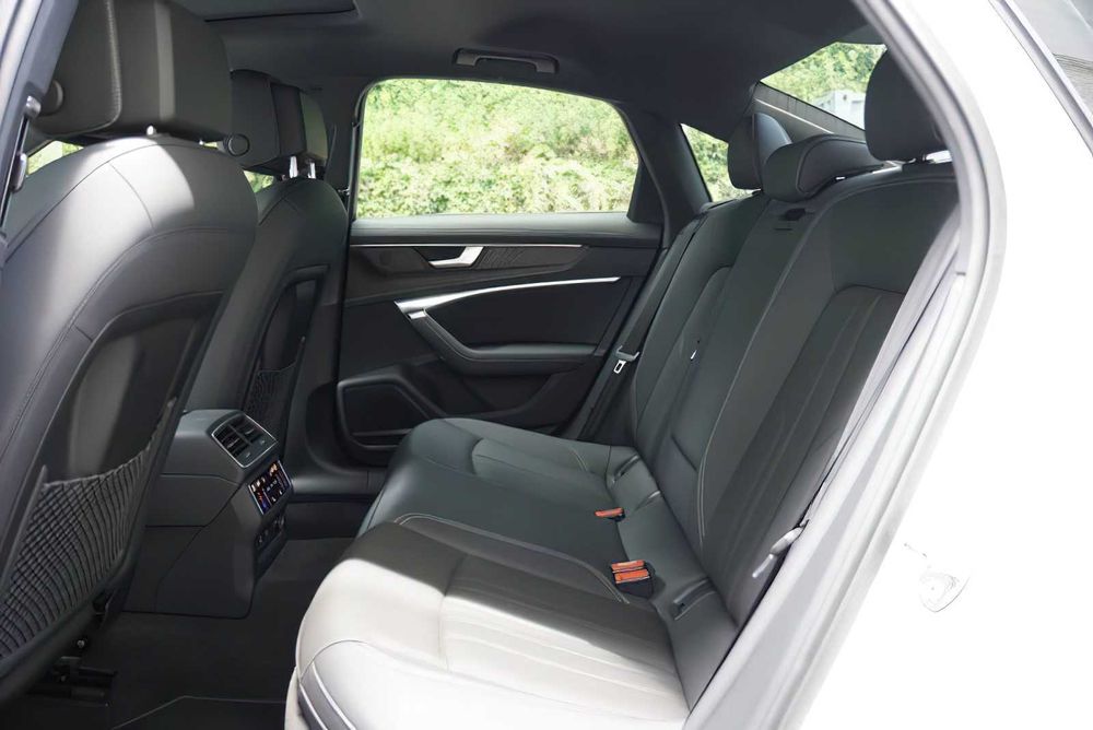 Audi A6 2.0      2023
