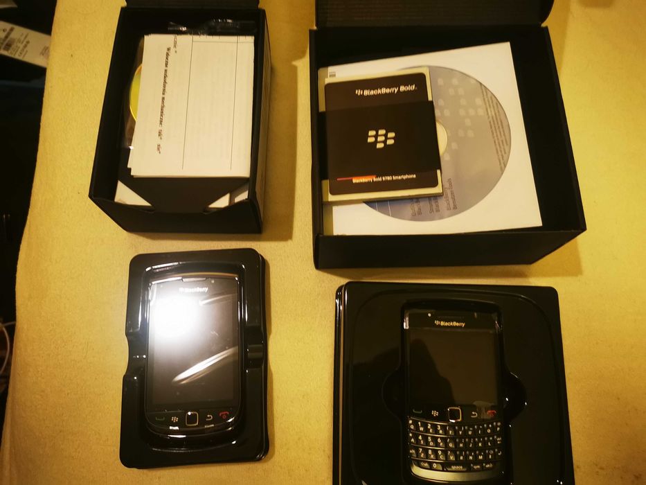 Nowe komplety Blackberry Torch 9800 Bold 9780 oryginał, bez blokad PL
