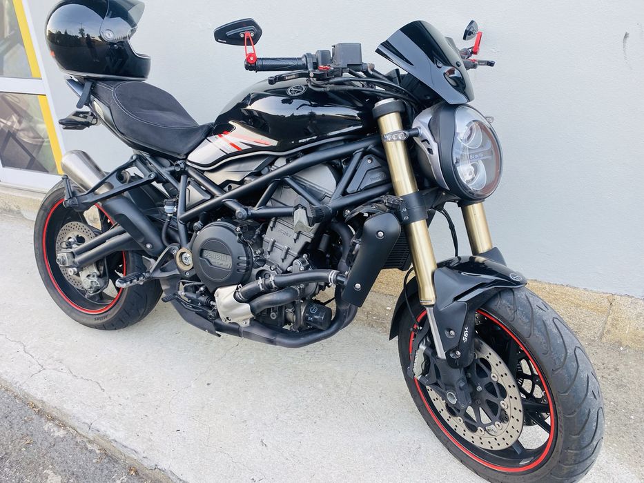 Vendo ou troco benelli 752 S