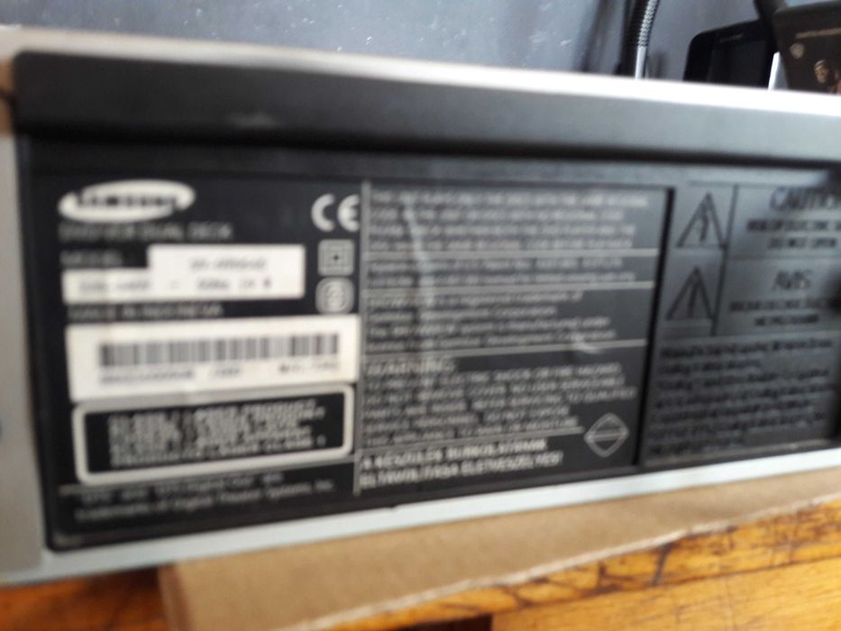 Pilnie Sprzedam DVD/VCR DUAL DECK .