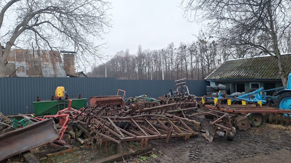 Плуг оборотний krone