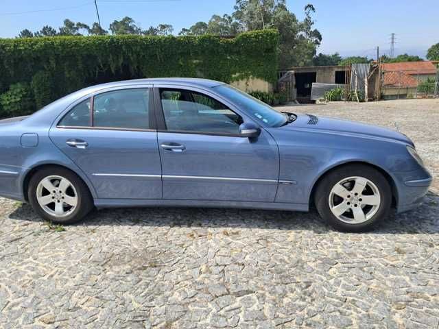 Mercedes-Benz E 220 CDI Avantgarde