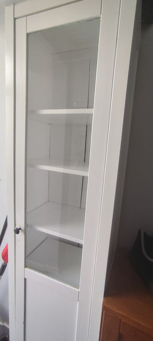 Vendo armário dispensador