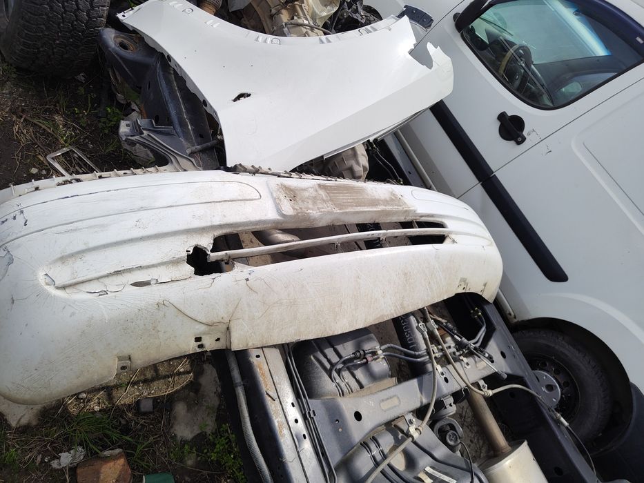 Передний бампер вито 639 ( vito 639 )