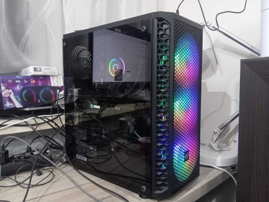 Komputer Gamingowy/do nauki.