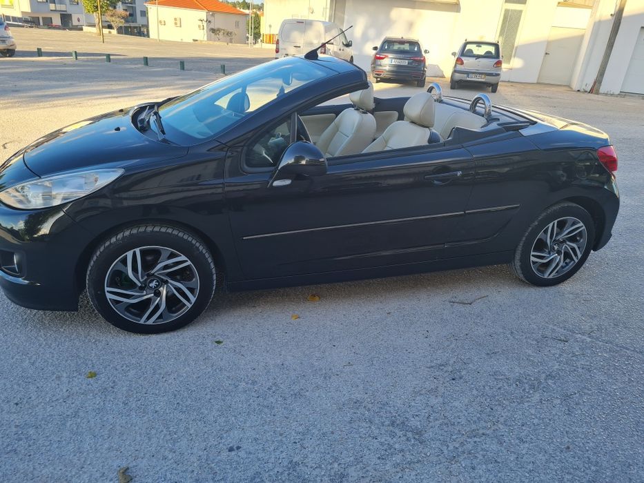 Vendo Peugeot 207 2012 a gasóleo descapotável