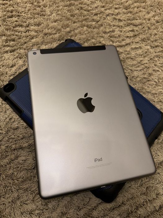 Apple iPad 5 (2017)  LTE 32 GB + чохол у подарунок
