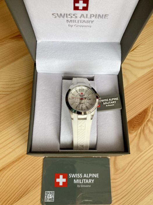 Szwajcarski zegarek damski Swiss Alpine Military