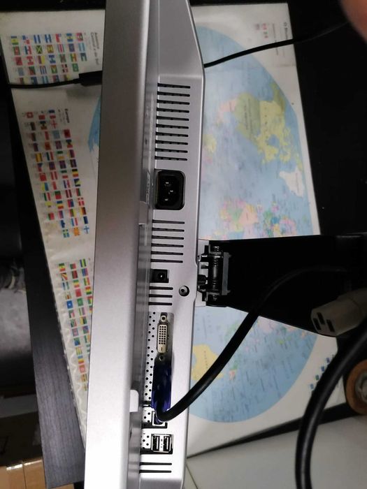 Dell 2208WFPT 22 polegadas