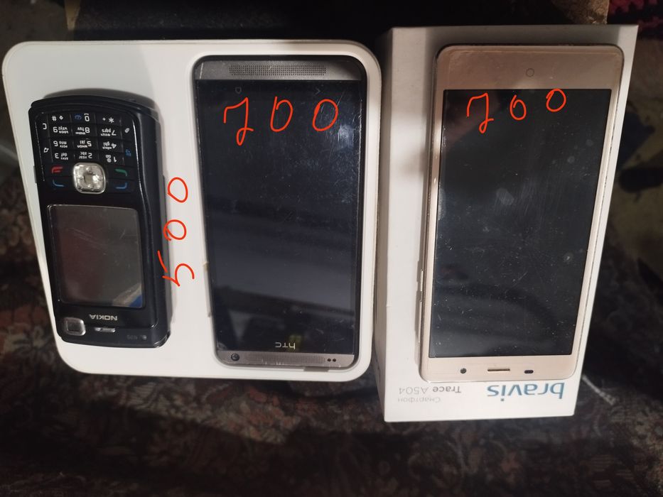 Продам телефоны есть рабочие и не рабочие