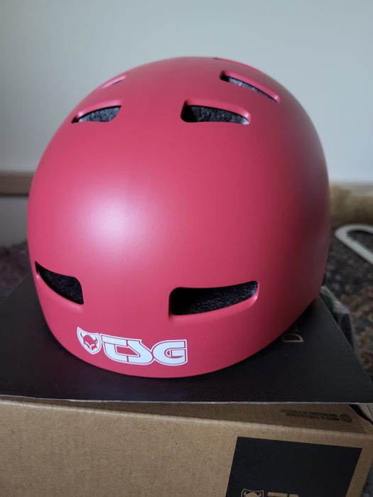 nowy kask tsg evolution