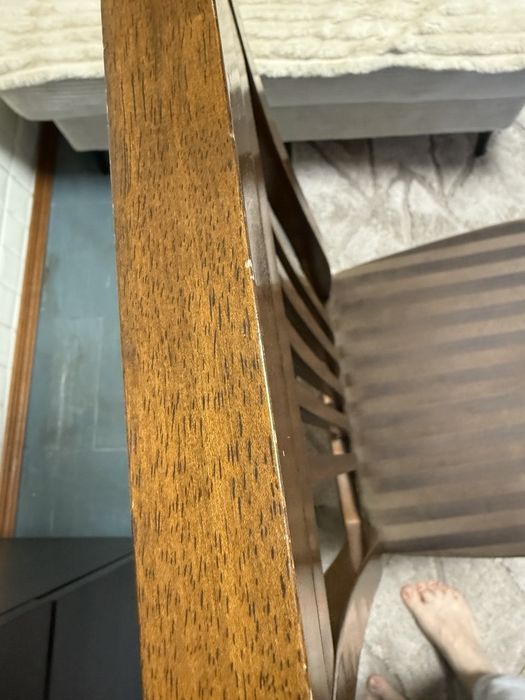 4 стула Б/у, Малайзія.