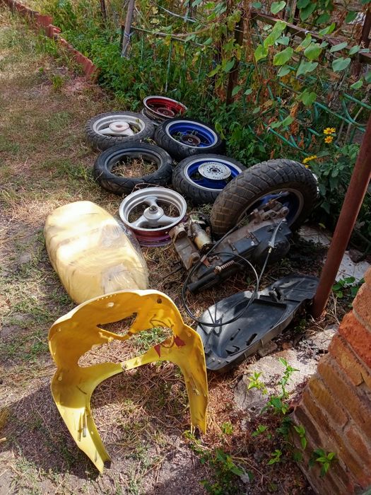 Запчасти на скутер Китайские/Honda