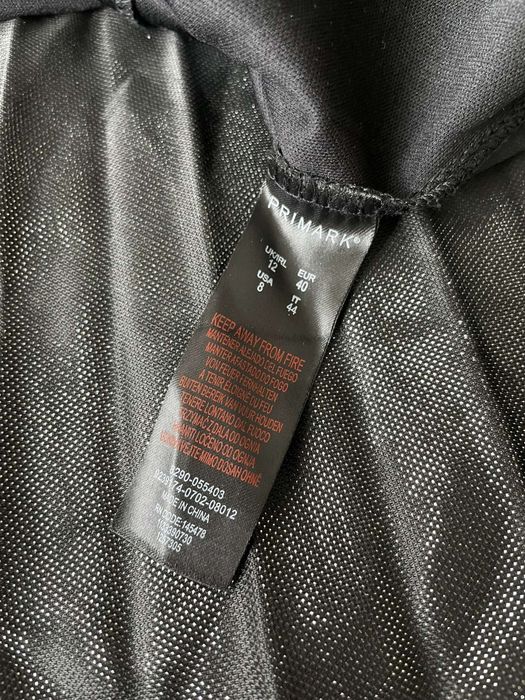 Szara spódnica midi z błyszczącego materiału Primark 40