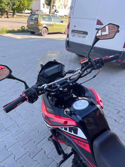 Мотоцикл Loncin LX200