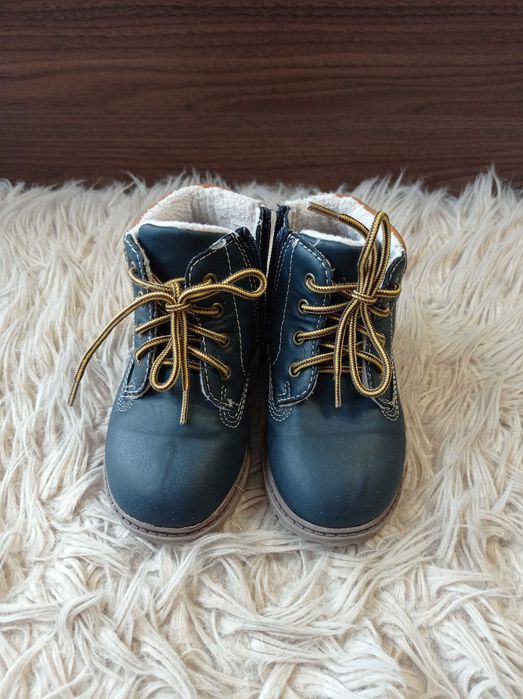 Buty zimowe trapery botki ocieplane rozmiar 23