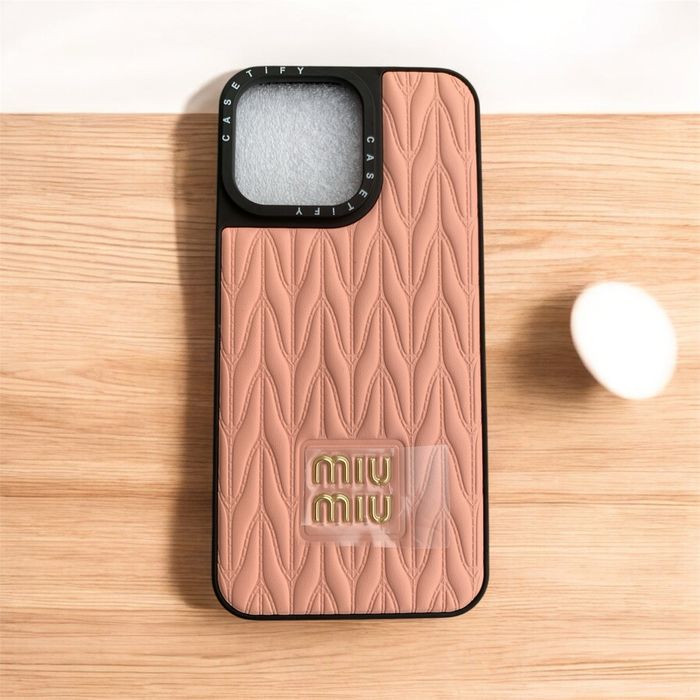 Miu Miu Iphone case logo embossed pink