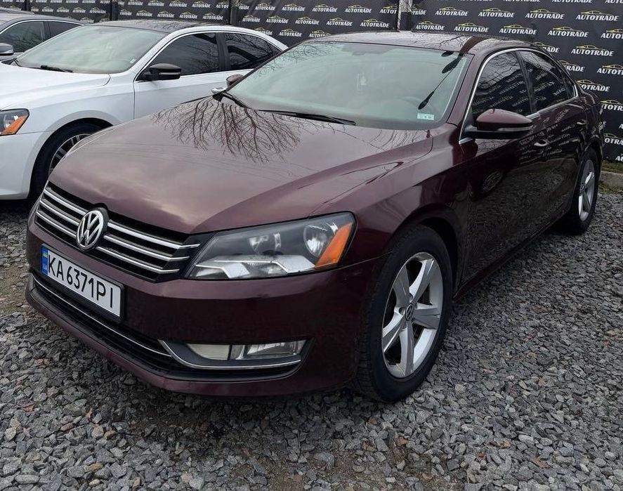 Volkswagen passat 2012. 2.5 газ бензин.