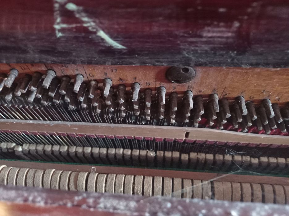 Pianino Erard do renowacji