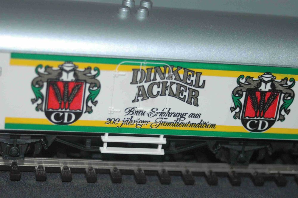 Vagão fechado (DINKEL) ROCO HO