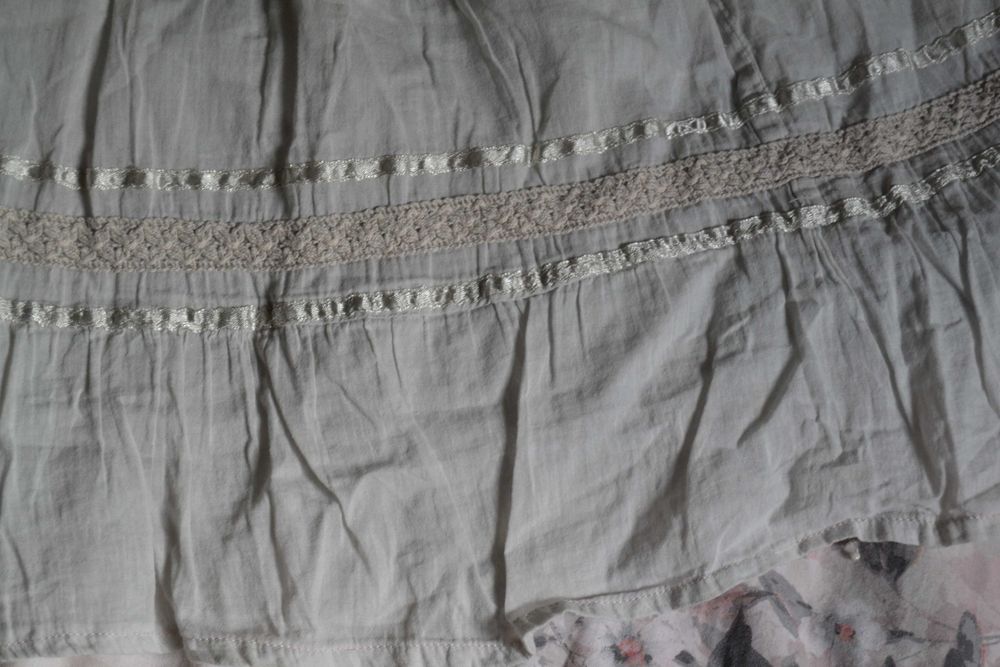 Jasna szara zdobiona cienka spódnica New Look 12 36 S bawełna cekiny