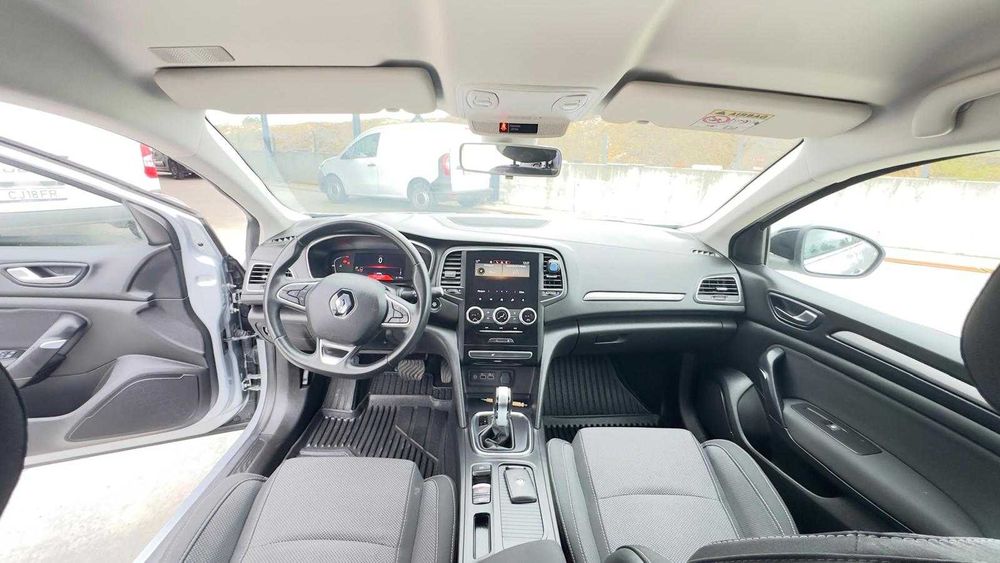 Renault Megane 2024 - 116000 kilómetros