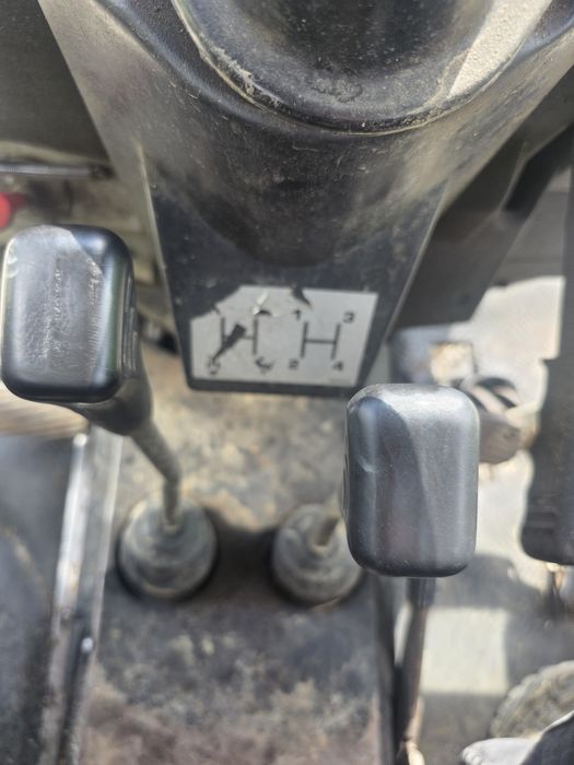 Ciągnik rolniczy Massey Ferguson 273 z Niemiec