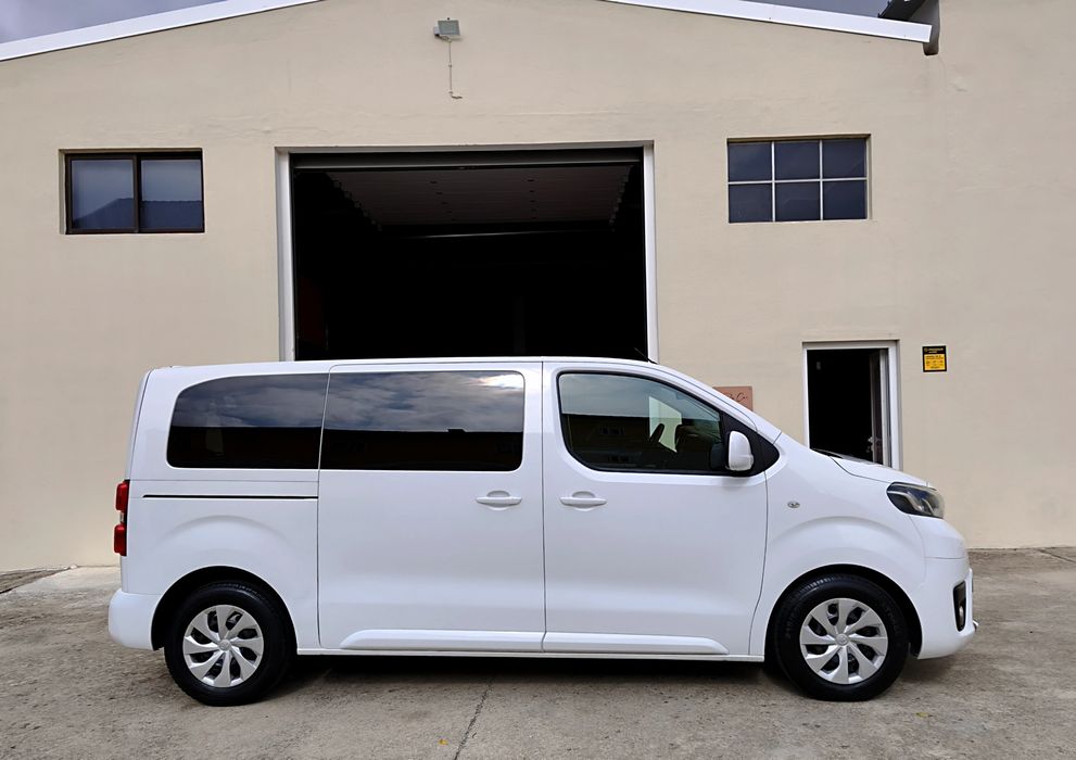 Toyota Proace Verso 1.6 D-4D 116cv — 9 Lugares (IVA Dedutível) 2017 foto 3