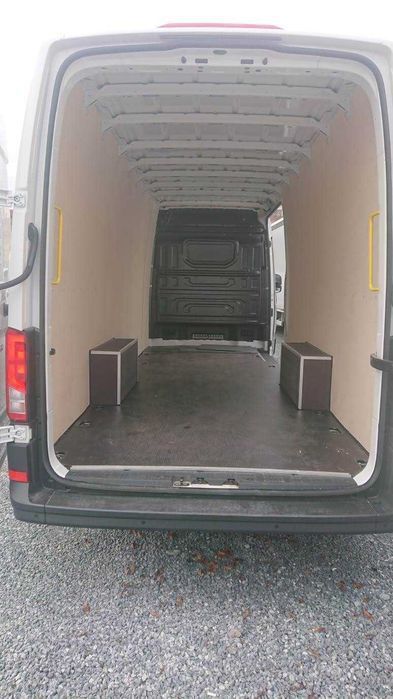 Zabudowa samochodu dostawczego VW Crafter L5H3 i innych modeli