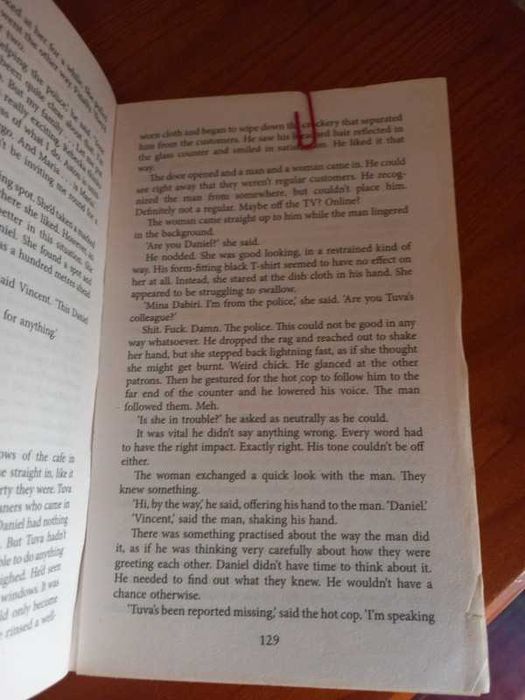 Livro Trapped, de Camila Lackberg e Henrik Fexeus