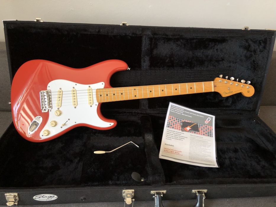 Fender Classic Series 50s Stratocaster Fiesta Red 2010 MiM + hard case