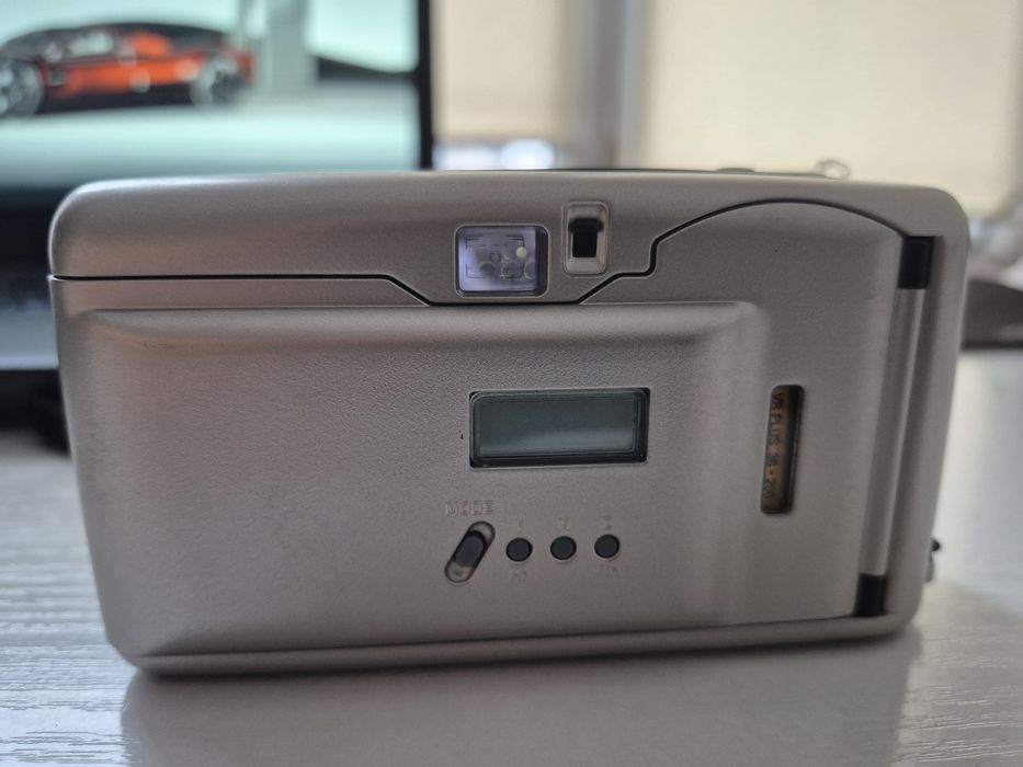 Плівковий фотоапарат Traveler AF mini Date (Стан ідеальний)