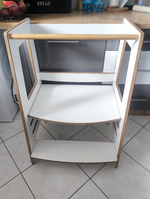 Kitchen helper duble dla rodzeństwa Tupi Wood